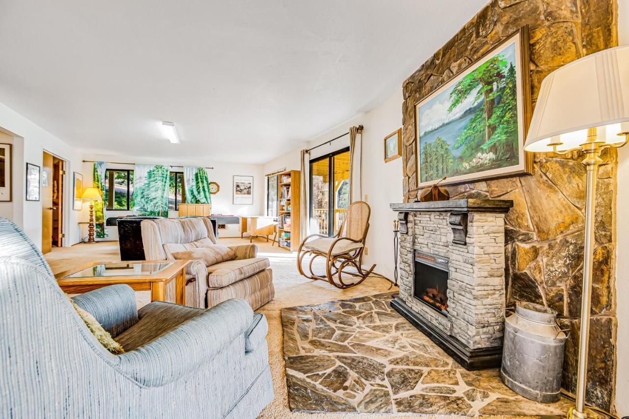 Luring Lakefront Landing Groveland Exterior foto